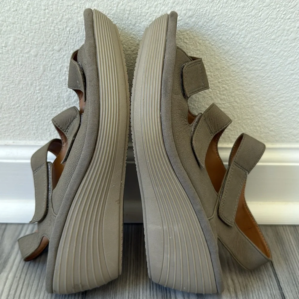 Clarks Women's Reedly Juno Sage Nubuck Wedge Sandals Size 7 - Picture 6 of 8